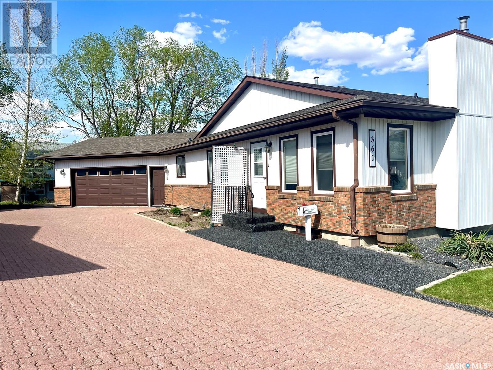 361 Cypress DRIVE, Swift Current, Saskatchewan