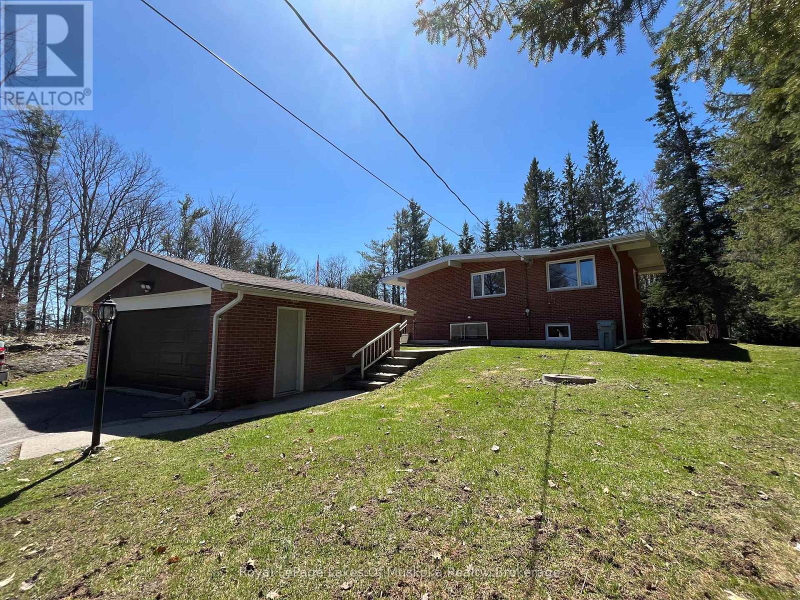 Property at 1030 SIMPSON ROAD image 3