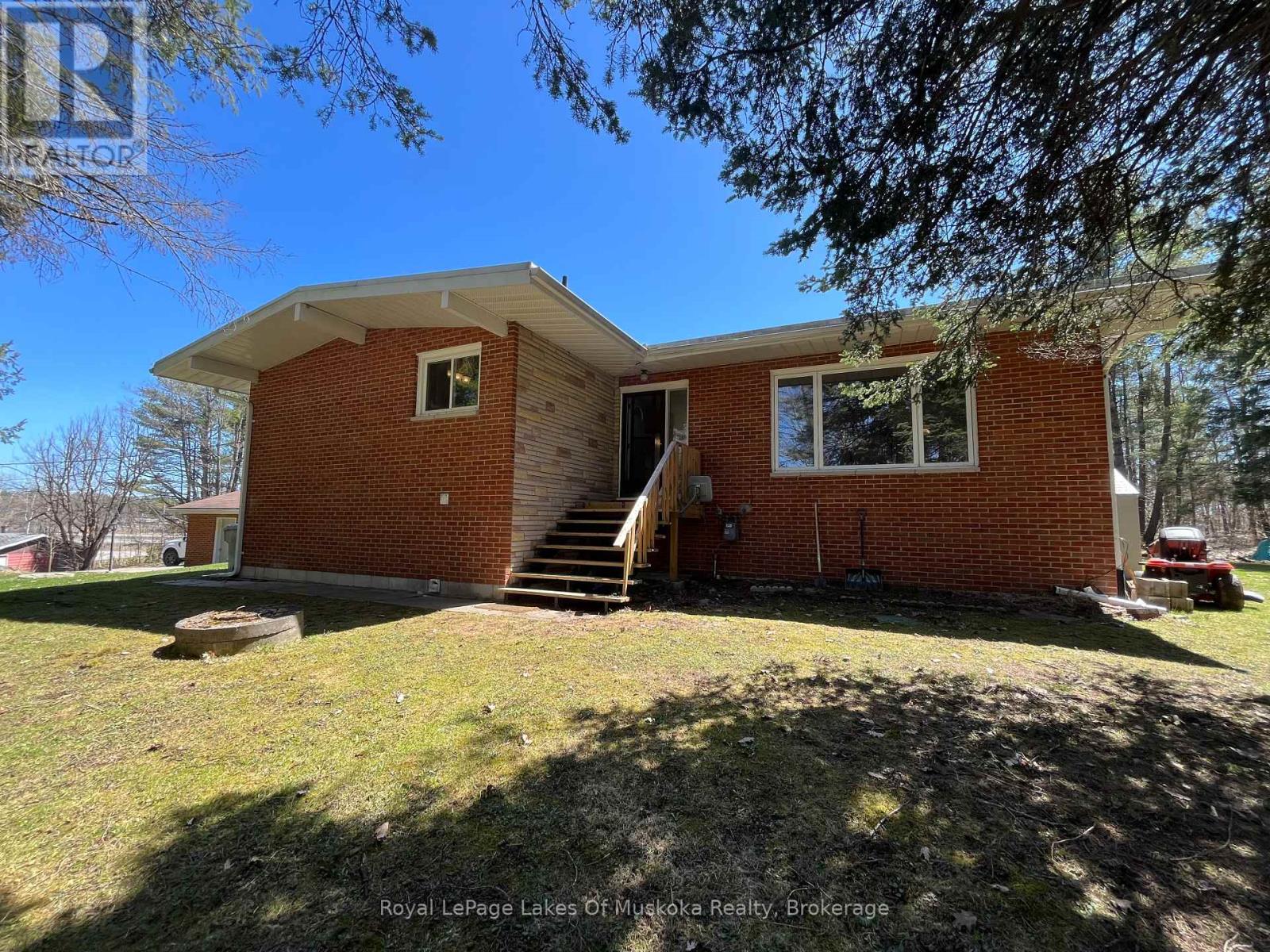 Property at 1030 SIMPSON ROAD image 4