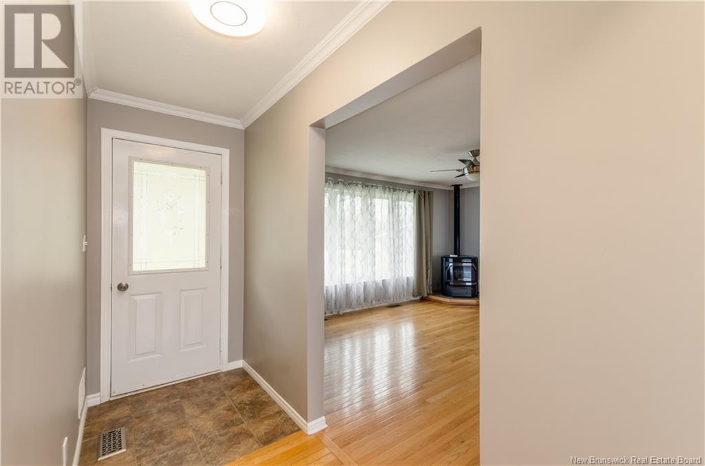 Property at 36 Russell Street image 2