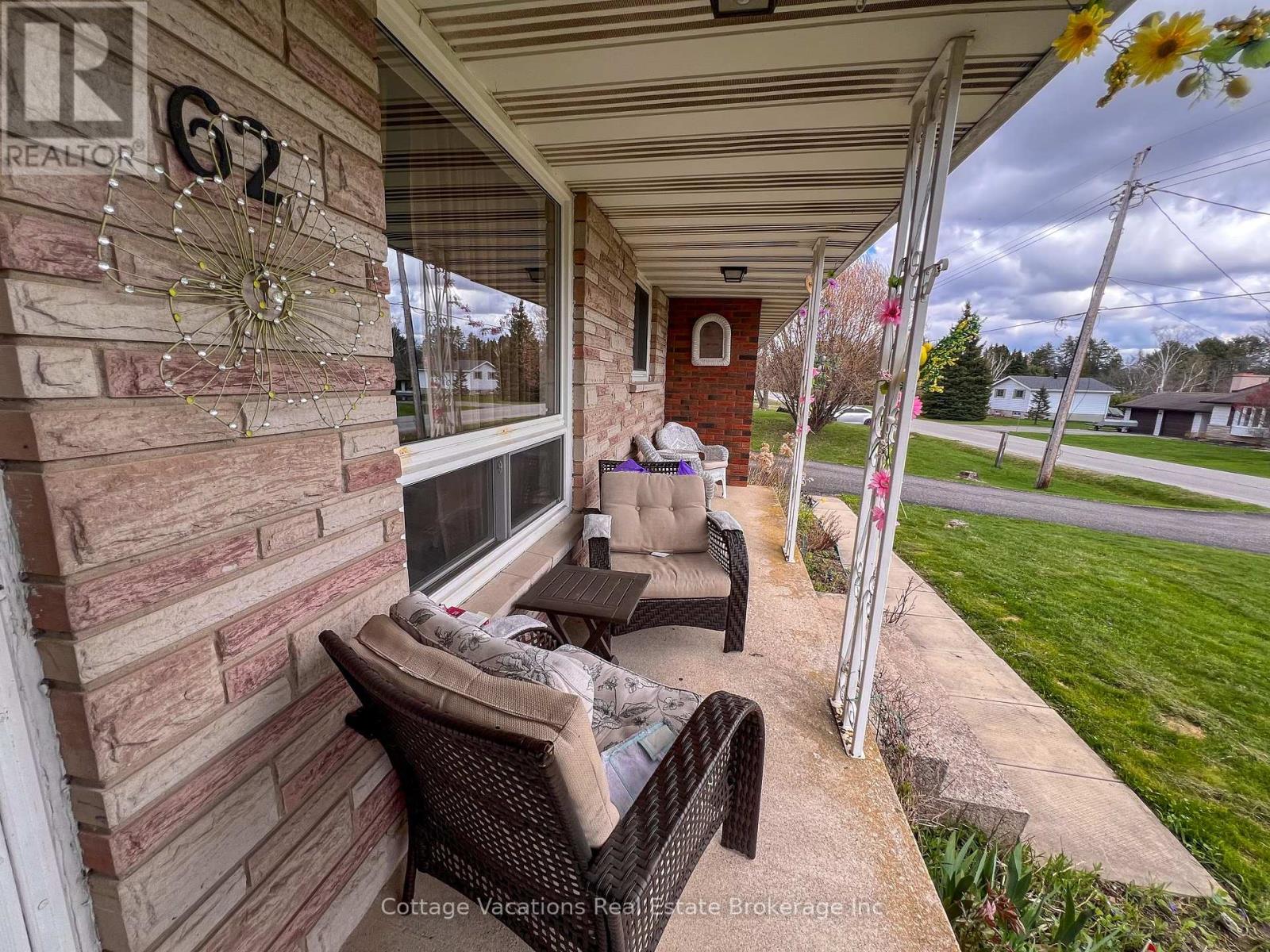 Property at 62 MAPLE HEIGHTS DRIVE image 3