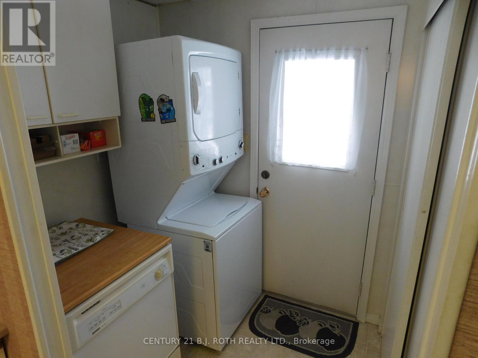 Property at 2 MIMOSA DRIVE image 4