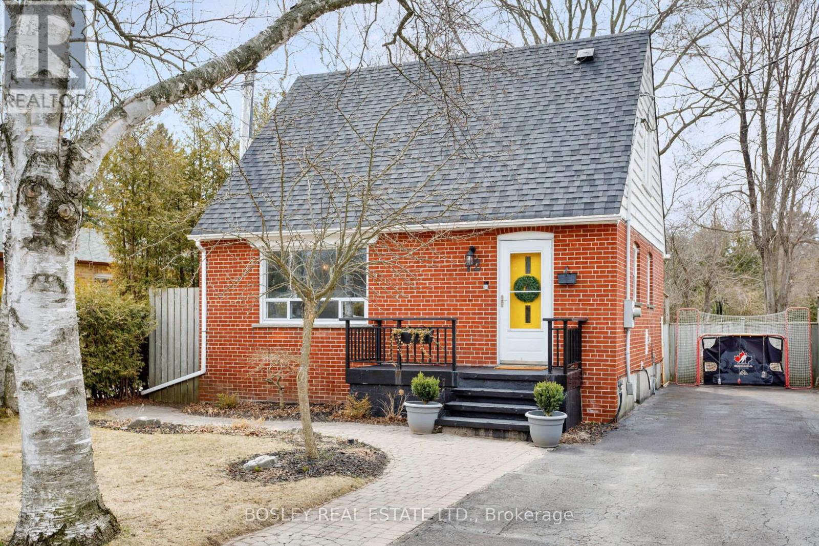 Property at 12 HOMESTEAD ROAD image 1