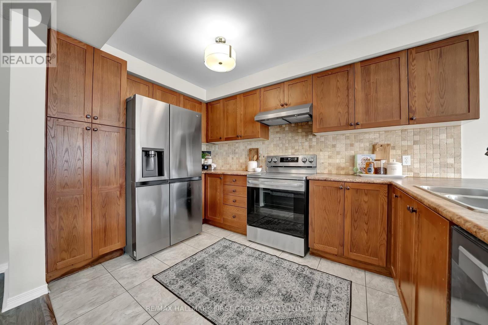 37 Westover Drive, Clarington, Ontario  L1C 0M7 - Photo 6 - E12100752
