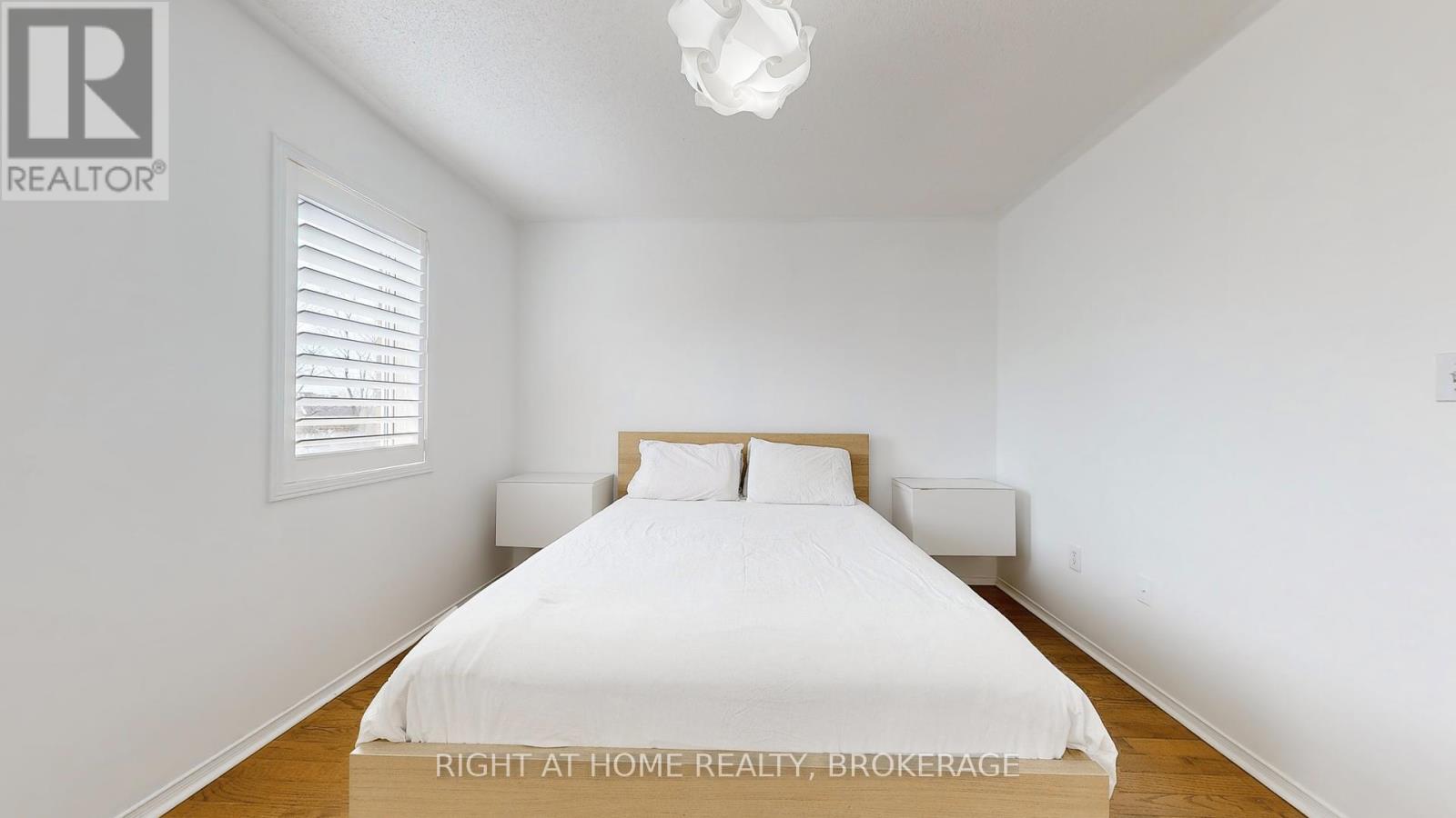371 Fairgate Way, Oakville (Wc Wedgewood Creek), Ontario  L6H 6Y1 - Photo 24 - W12136225