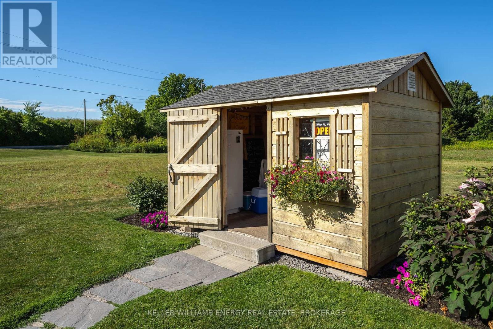 73 White Chapel Road, Prince Edward County, Ontario  K0K 2T0 - Photo 38 - X12136232