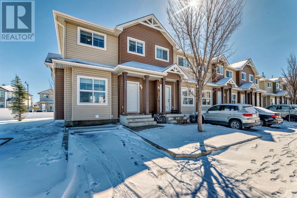 Property at 4901, 111 Tarawood Lane NE image 1