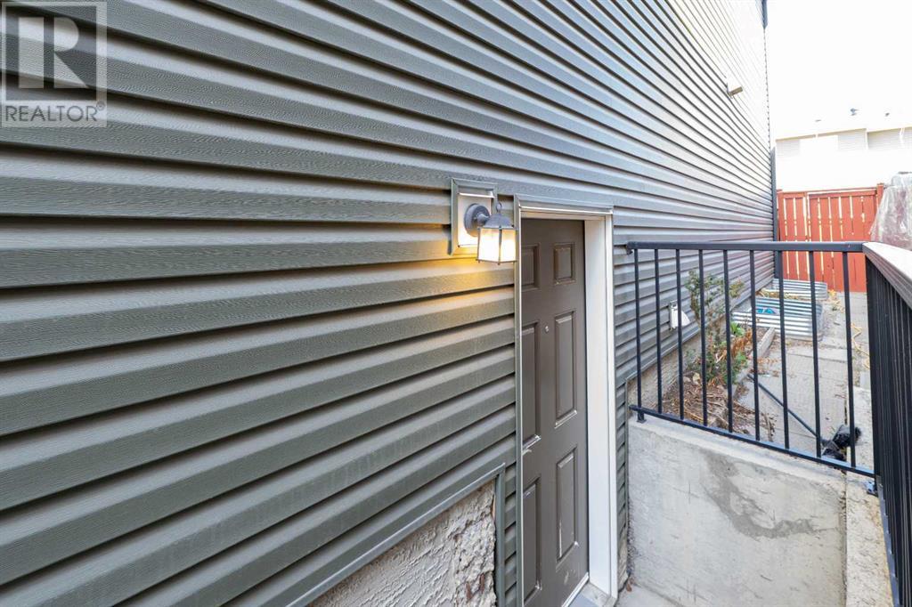 Property at 118 Saddlelake Way NE image 5