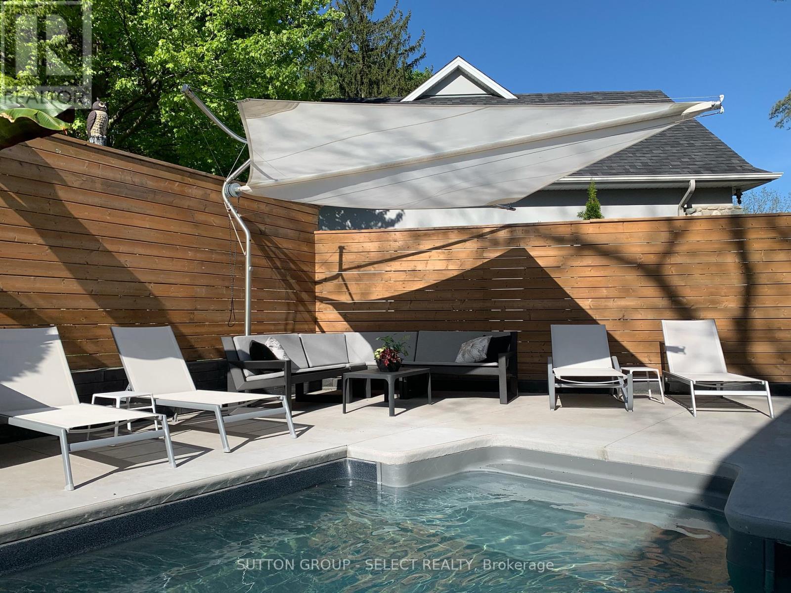 301 Waterstone Place, London North, Ontario  N6H 5N2 - Photo 7 - X12136274