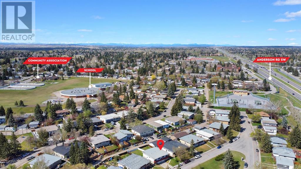 11741 Canfield Road Sw, Calgary, Alberta  T2W 1J6 - Photo 3 - A2217386