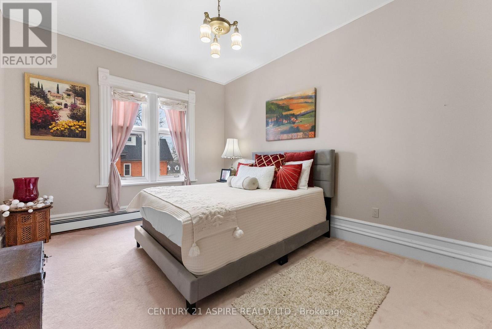 307 Maple Avenue, Pembroke, Ontario  K8A 1L8 - Photo 24 - X12136261