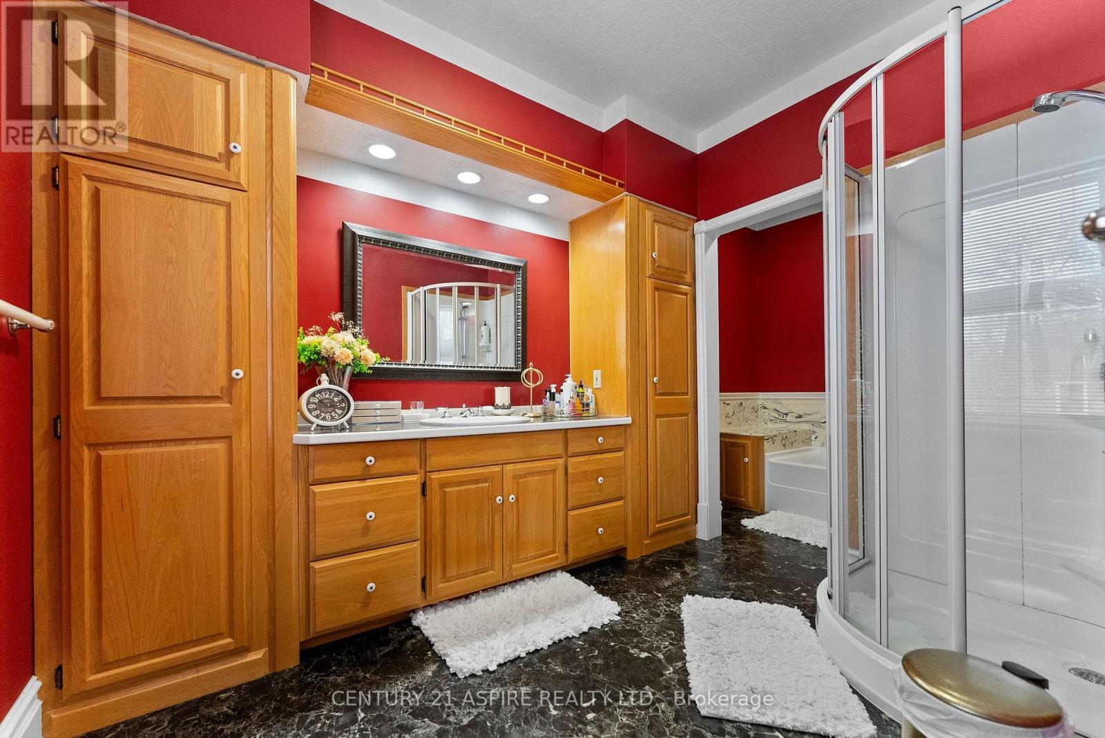 307 Maple Avenue, Pembroke, Ontario  K8A 1L8 - Photo 27 - X12136261