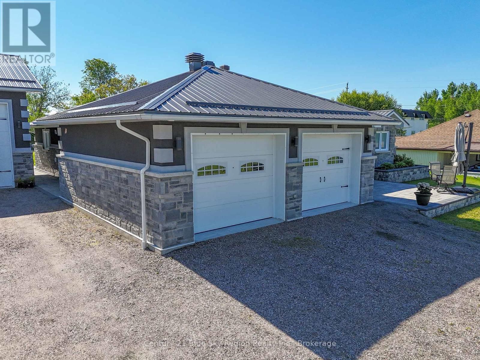 5 Young Street, West Nipissing, Ontario  P0H 1G0 - Photo 38 - X12136306