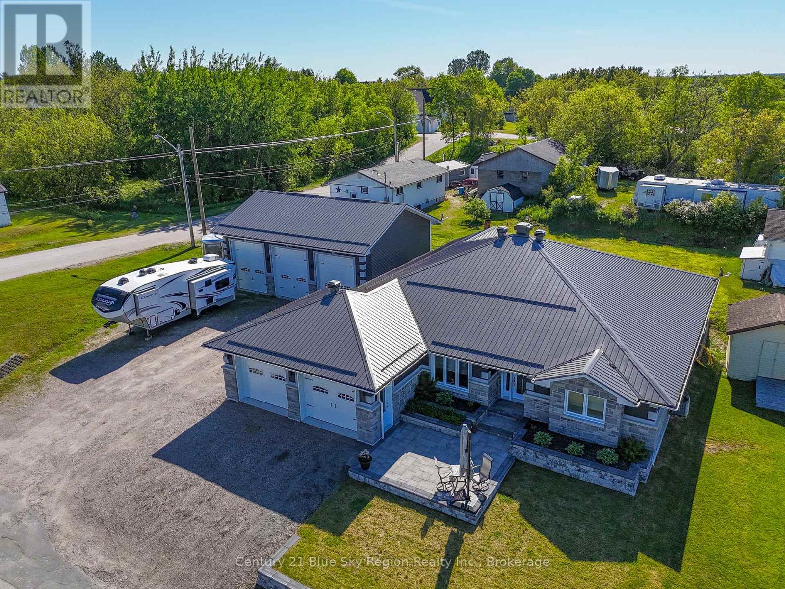 5 Young Street, West Nipissing, Ontario  P0H 1G0 - Photo 44 - X12136306