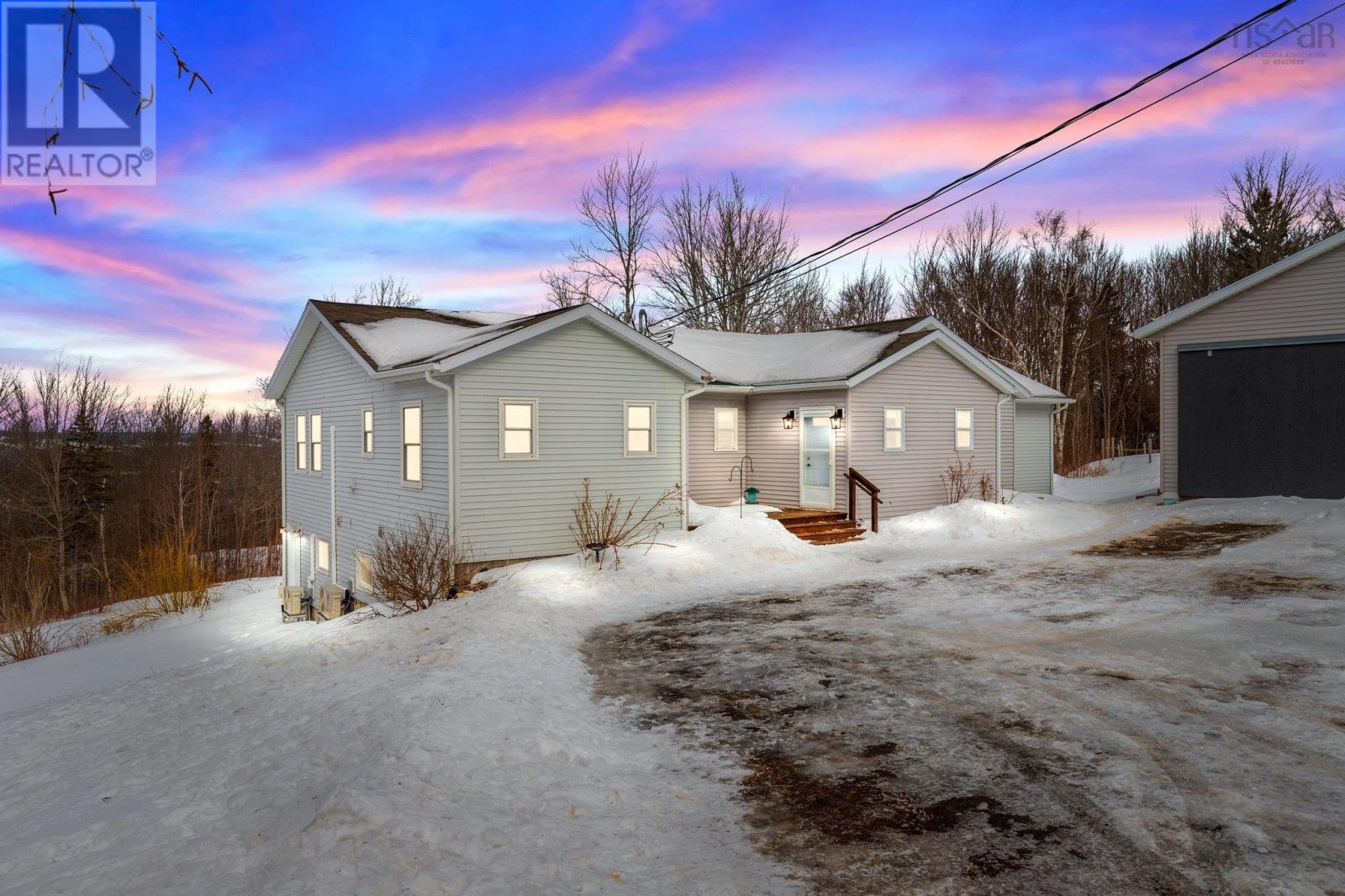 Property at 327 East Torbrook Road image 1