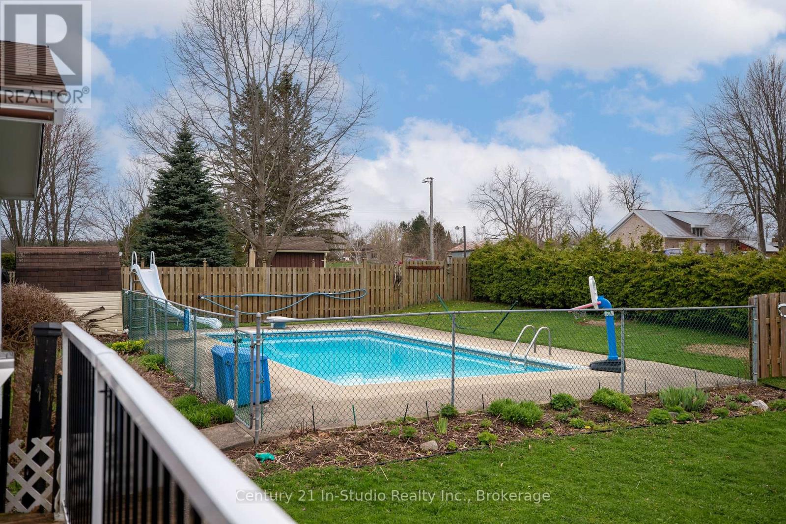 54 George Street, Chatsworth, Ontario  N0H 1G0 - Photo 5 - X12136228