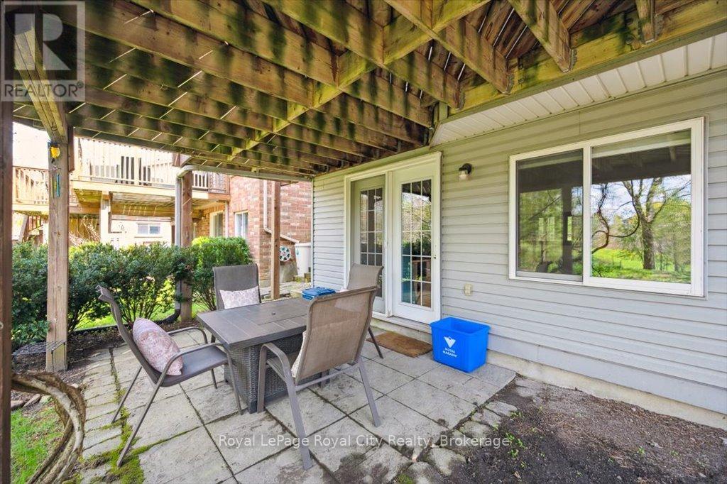 41 Munroe Crescent, Guelph, Ontario N1G 5E5 - Photo 48 - X12136307