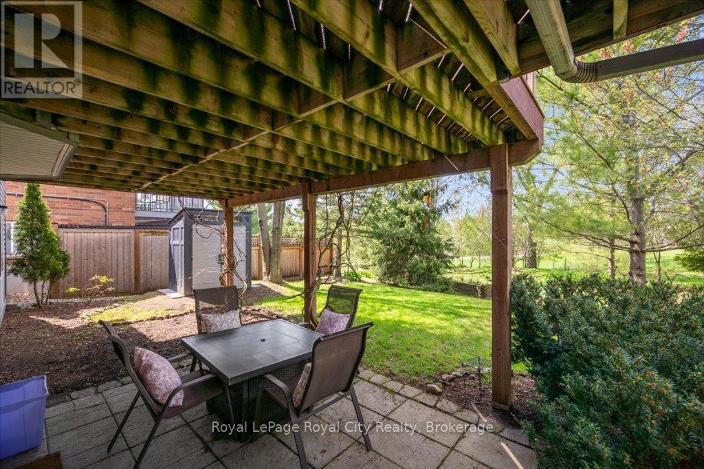 41 Munroe Crescent, Guelph, Ontario N1G 5E5 - Photo 49 - X12136307