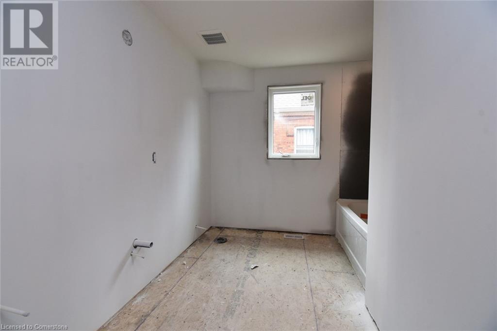 279 Hess Street S, Hamilton, Ontario  L8P 3P6 - Photo 41 - 40713220
