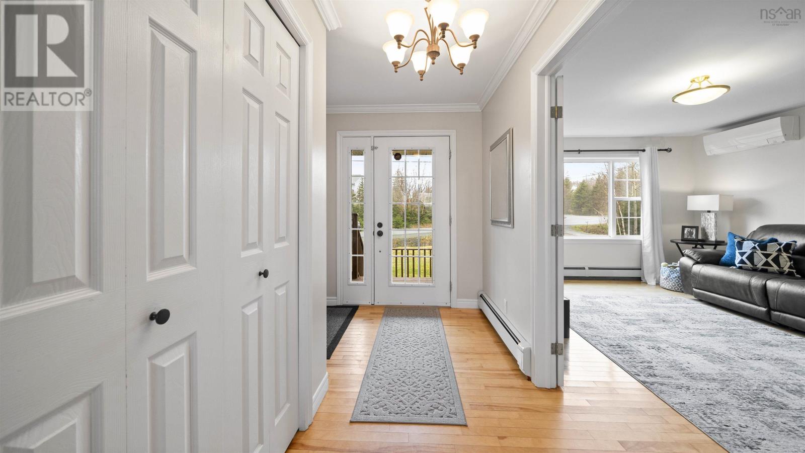 Property at 2 Kensington Court image 2