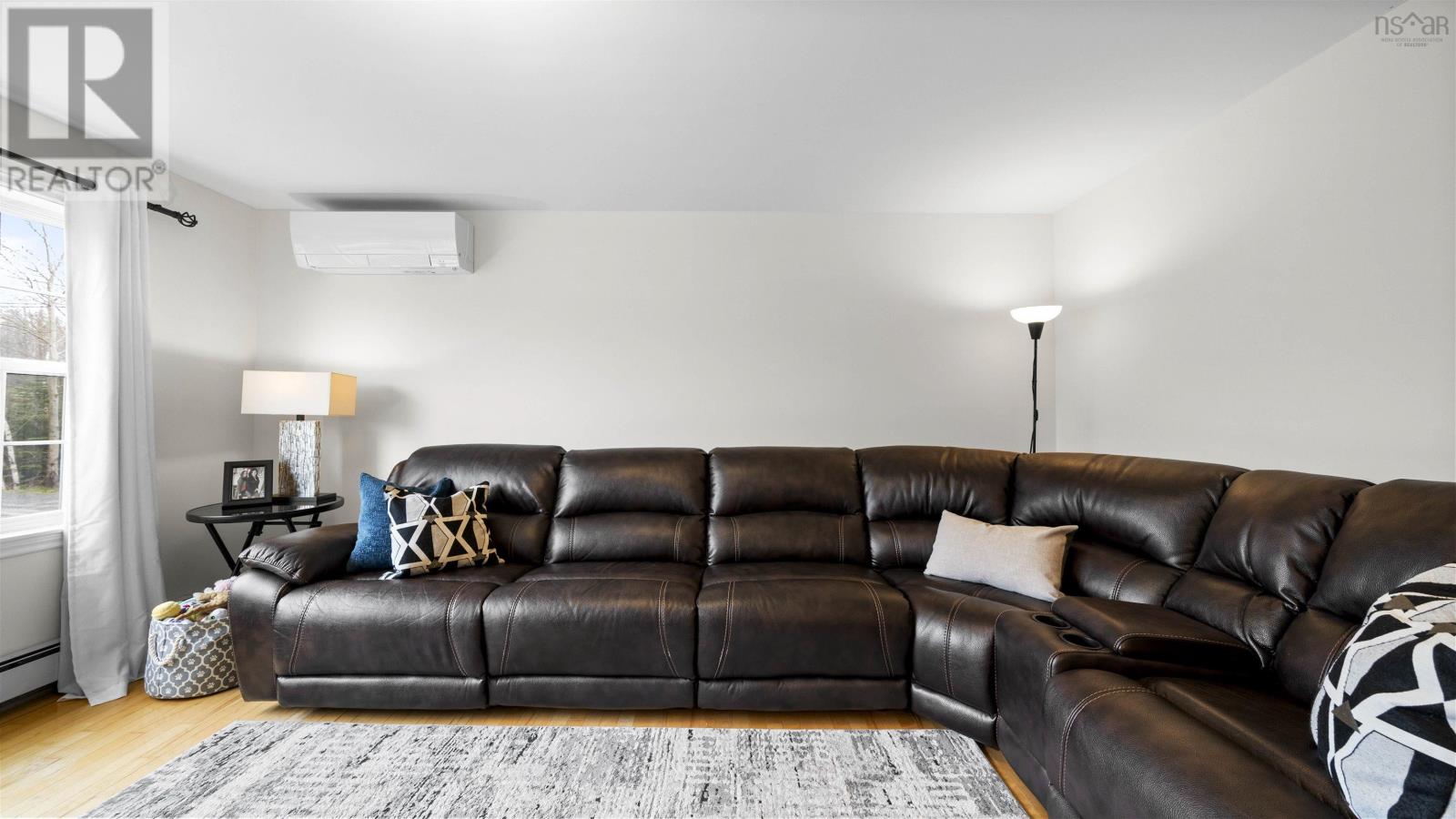 Property at 2 Kensington Court image 5