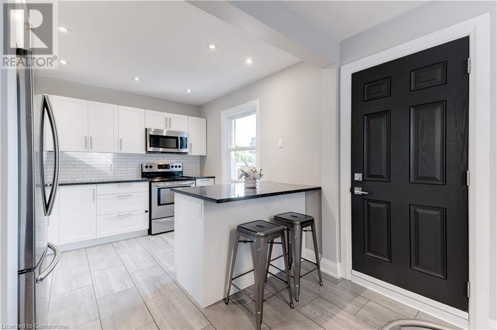 97 Knyvet Avenue, Hamilton, Ontario  L9A 3J6 - Photo 6 - 40722016