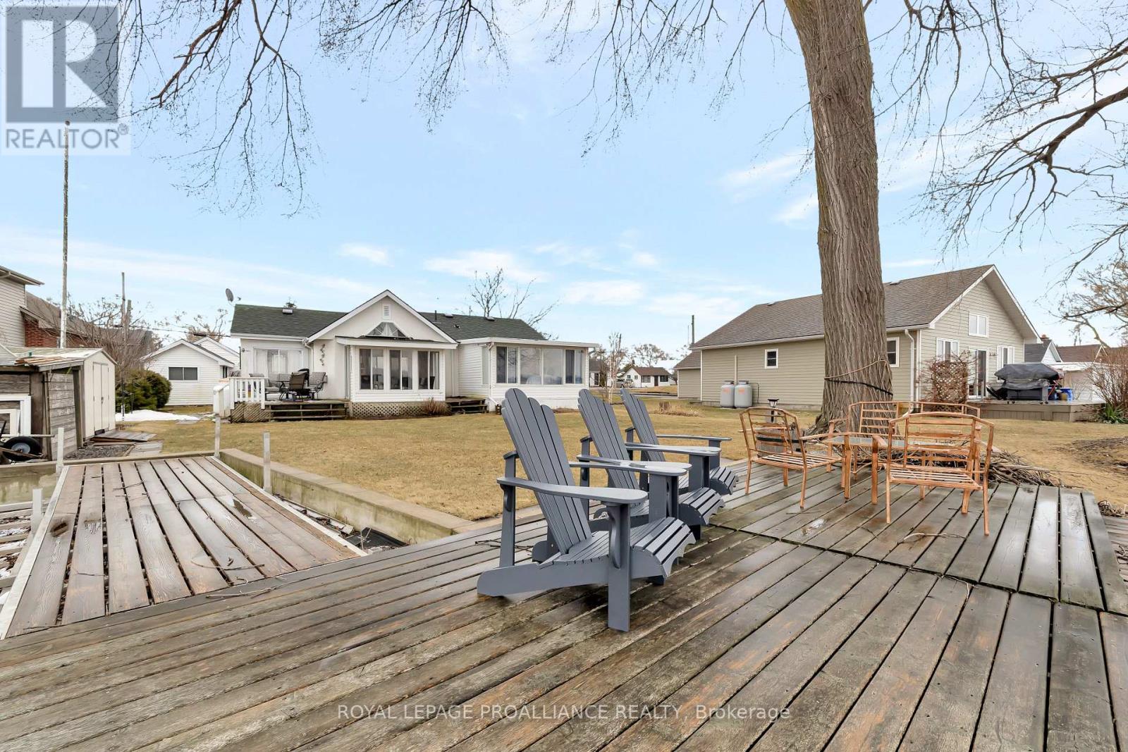 34 Ridley Street, Prince Edward County, Ontario  K8N 4Z1 - Photo 48 - X12041569