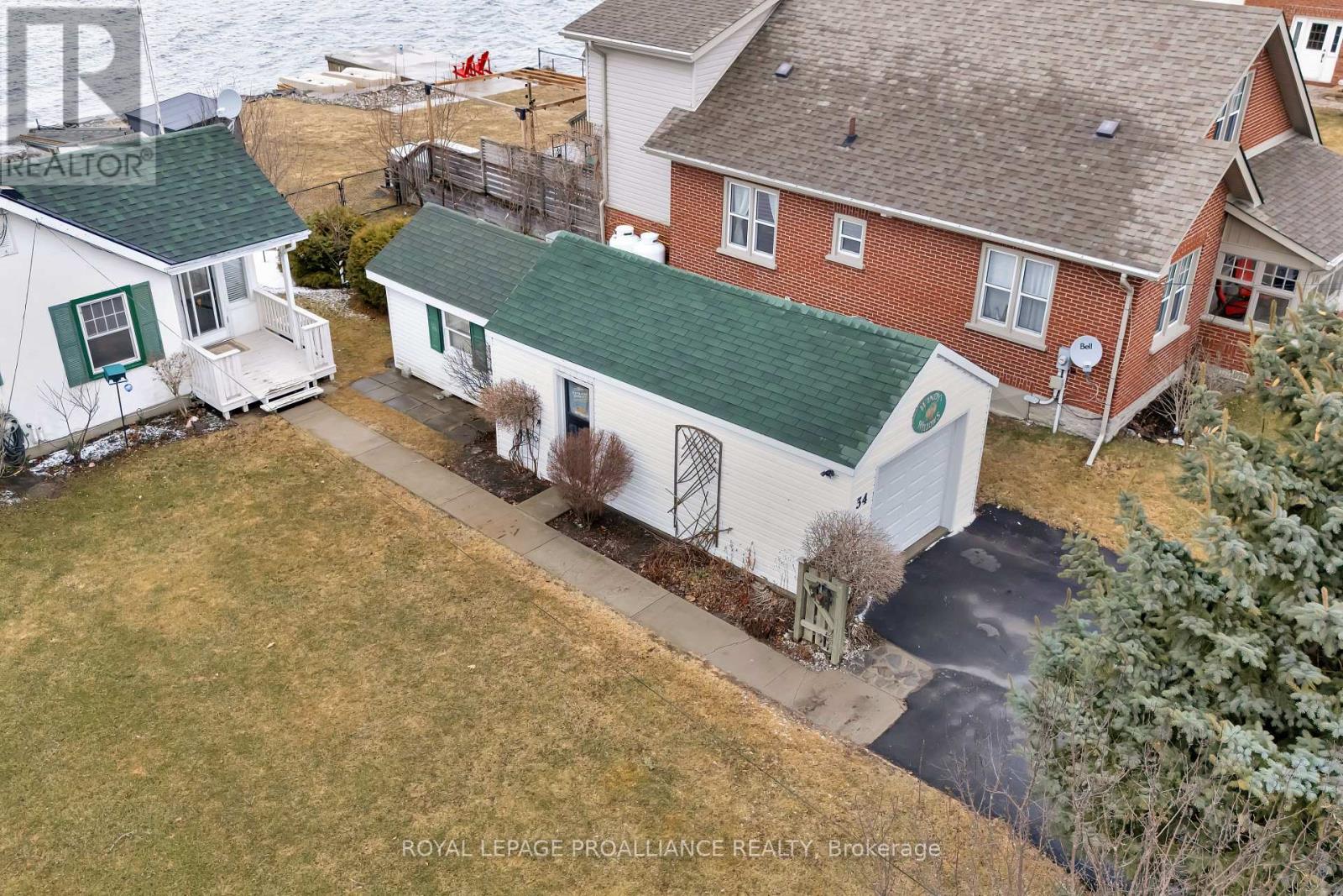 34 Ridley Street, Prince Edward County, Ontario  K8N 4Z1 - Photo 15 - X12041569