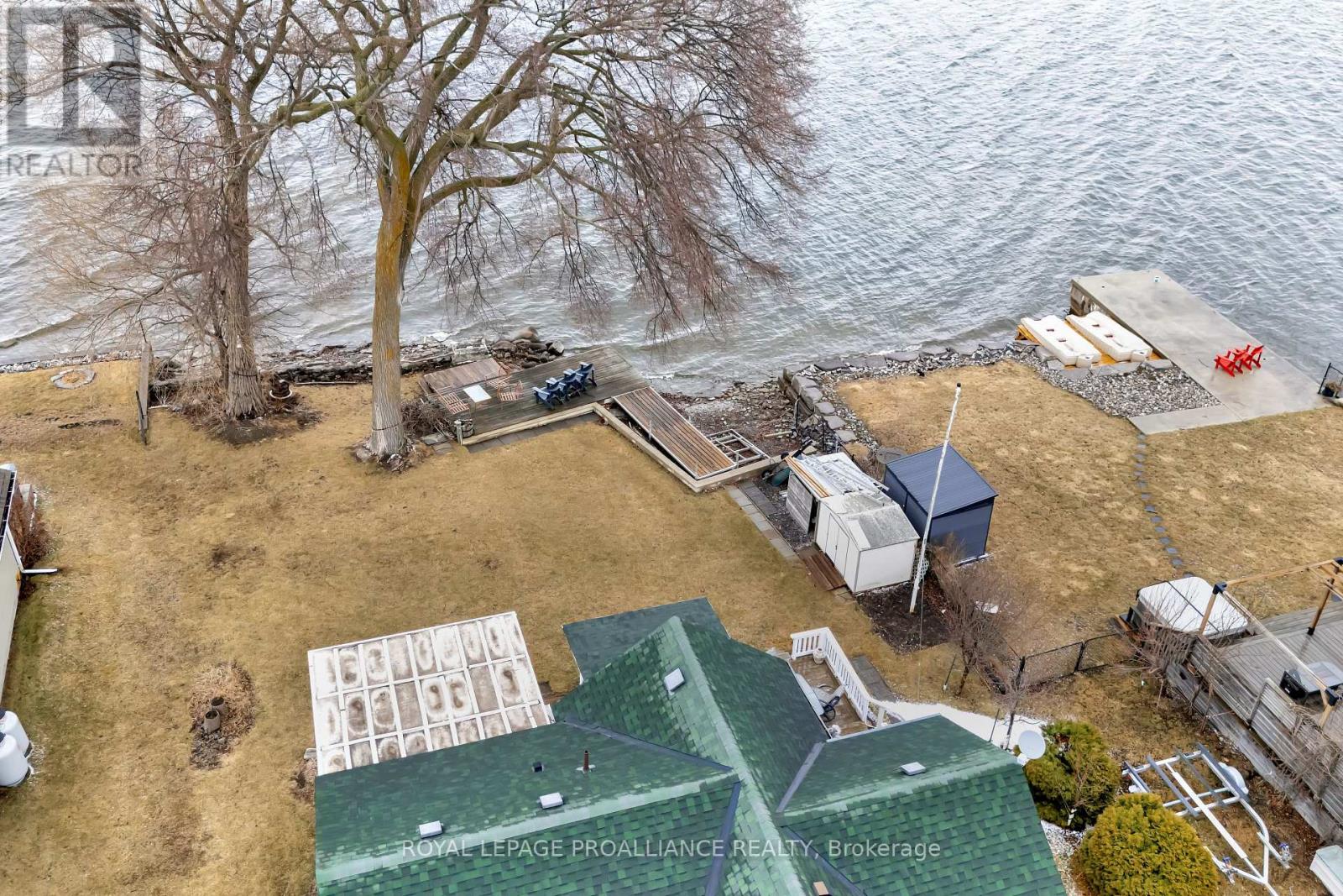 34 Ridley Street, Prince Edward County, Ontario  K8N 4Z1 - Photo 12 - X12041569