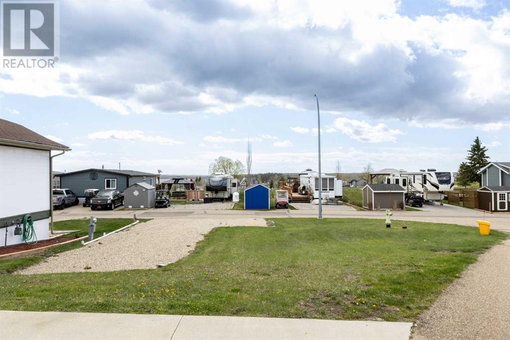 5042, 25054 South Pine Lake Road, Rural Red Deer County, Alberta  T0M 1R0 - Photo 3 - A2183987