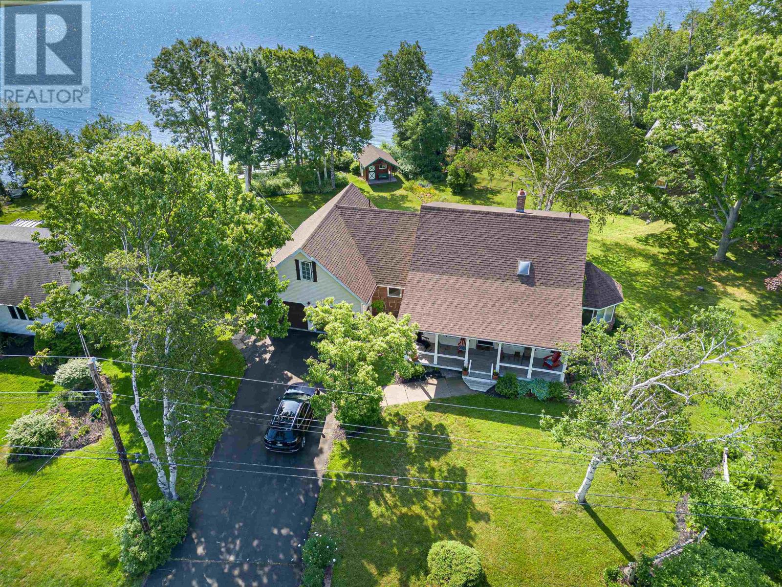 Property at 2 Altavista image 1
