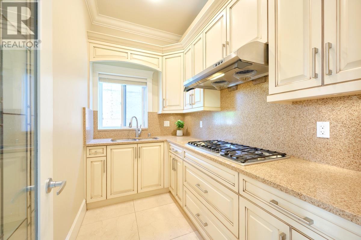 9511 Kirkmond Crescent, Richmond, British Columbia  V7E 1M7 - Photo 7 - R3000557