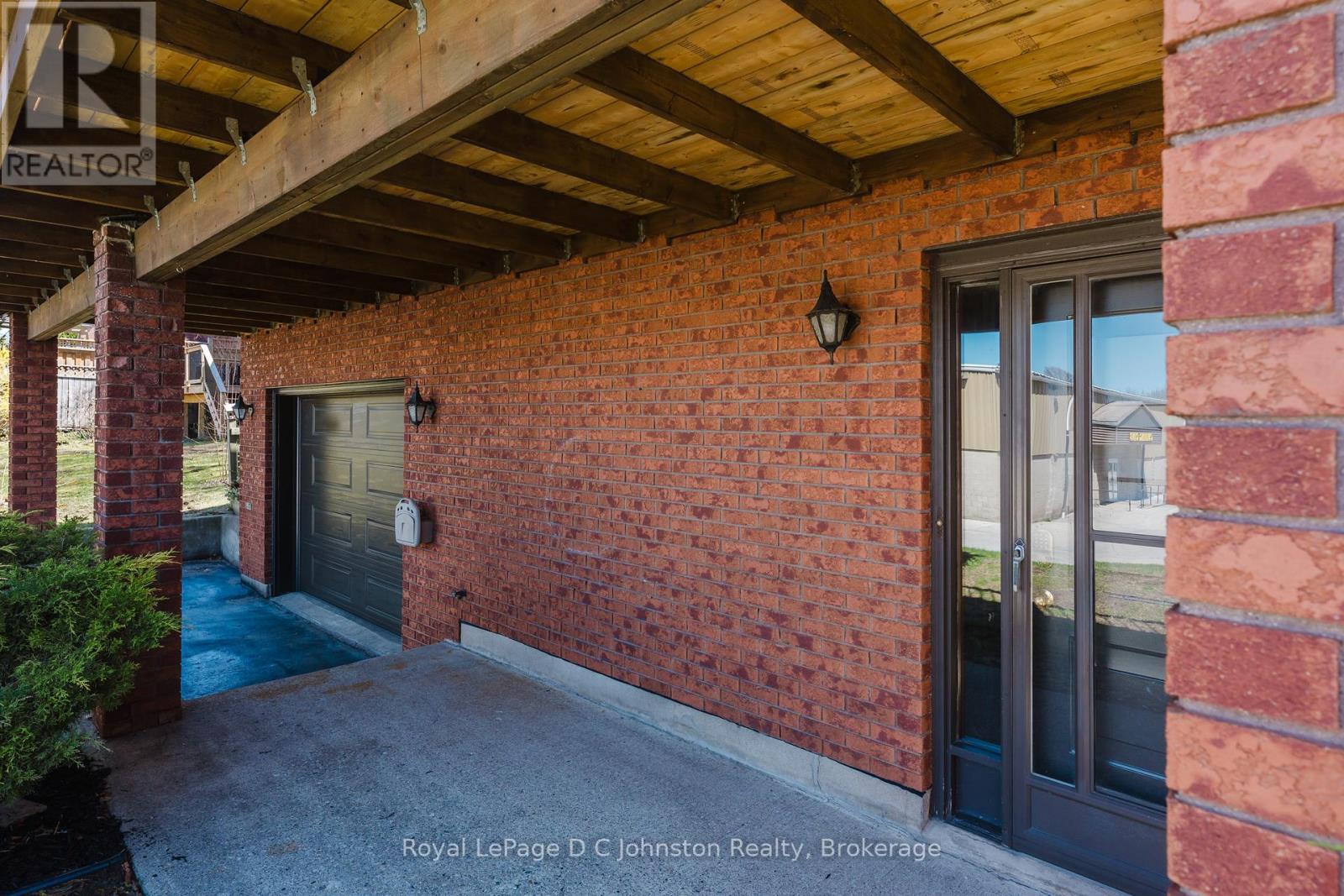 Property at 45 VICTORIA STREET S image 5