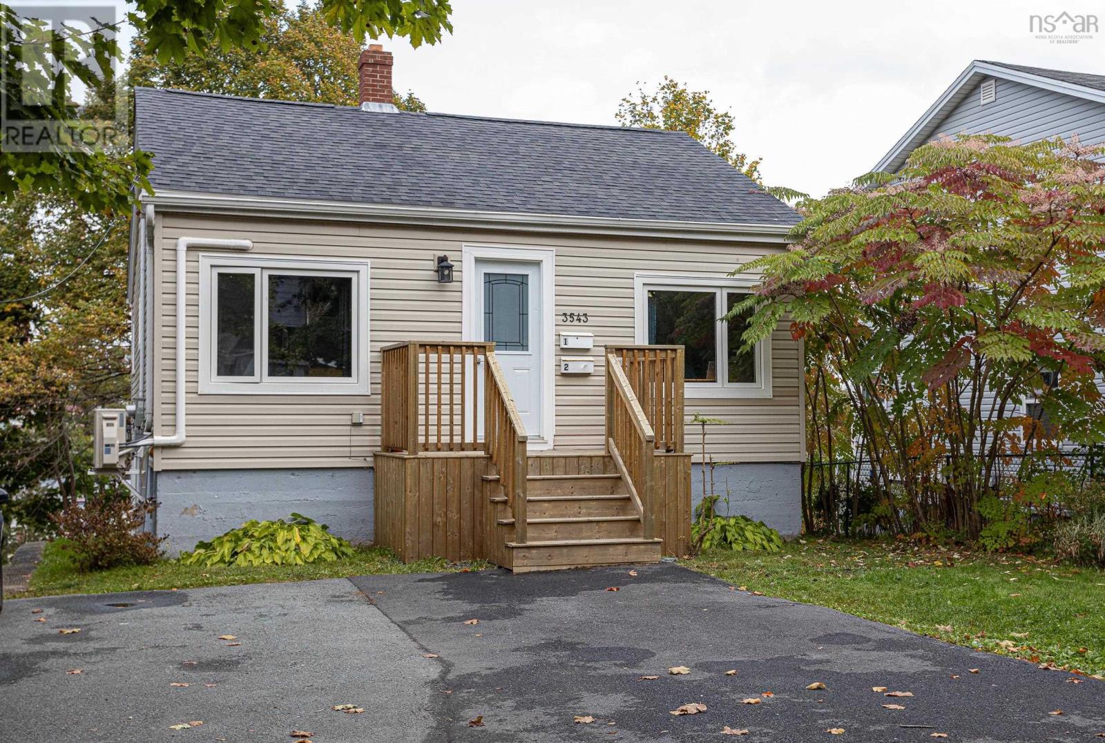 Property at 3543 Lynch Street image 2