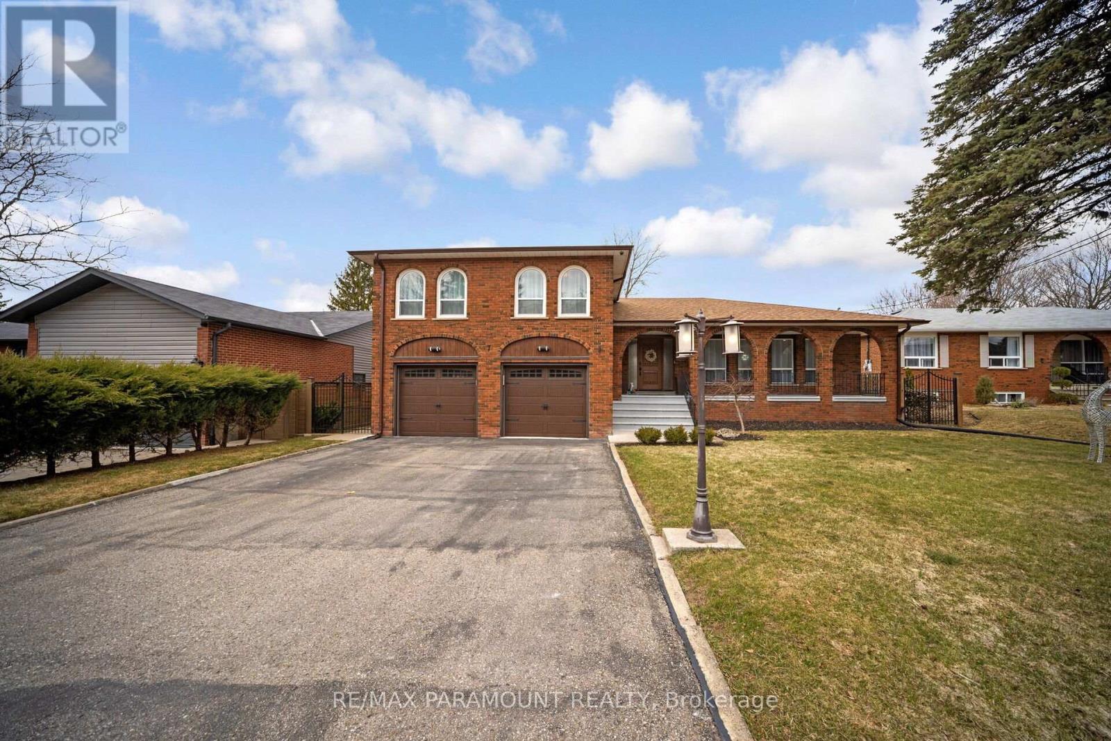Property at 7 WALKER ROAD E image 1