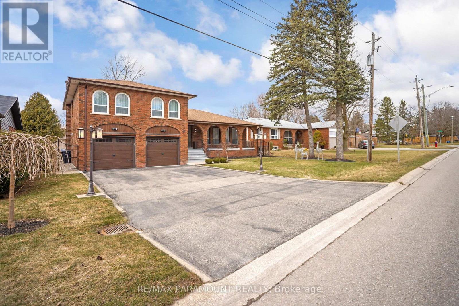 Property at 7 WALKER ROAD E image 3