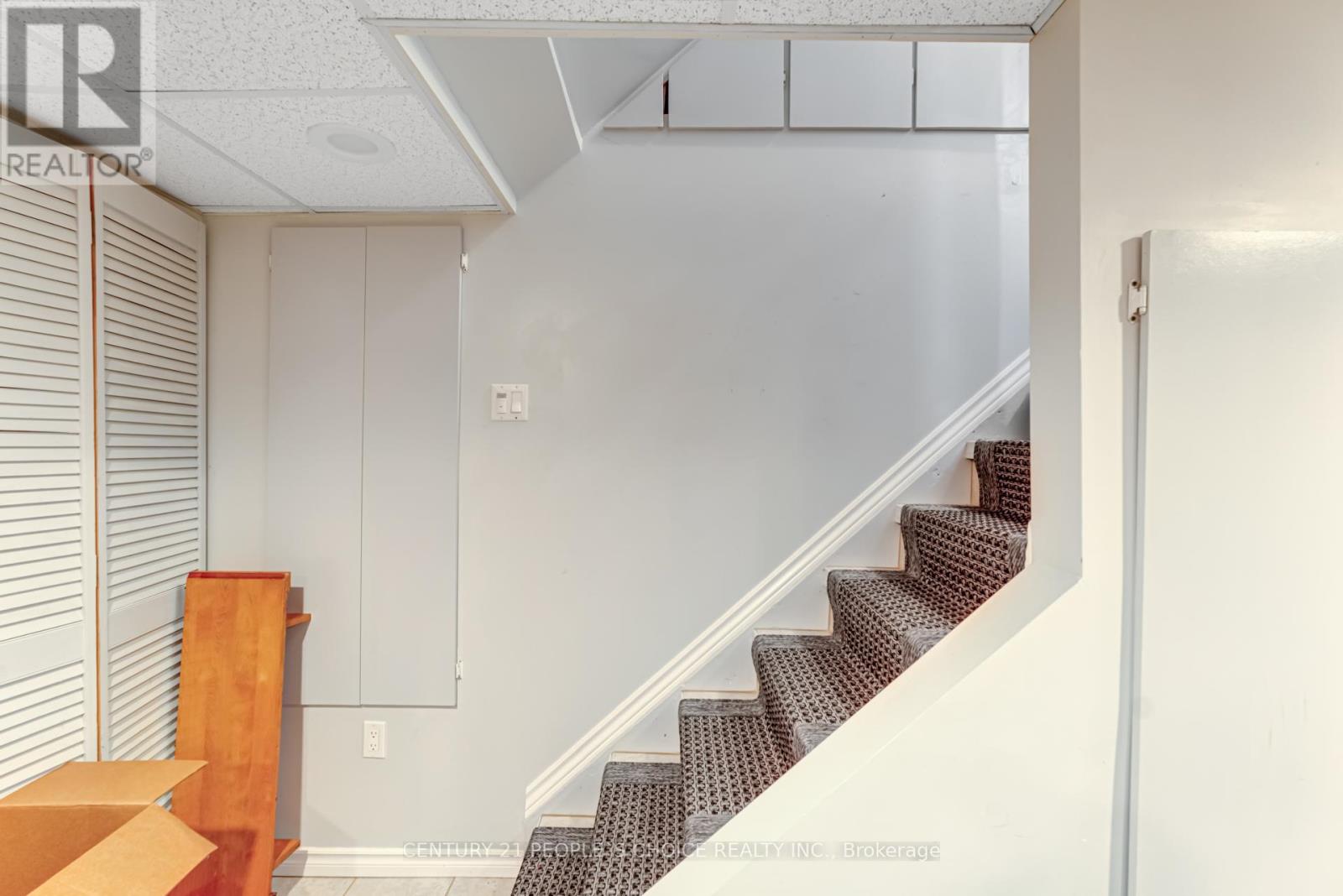 13 Jeffrey Street, Brampton, Ontario  L6S 2M9 - Photo 38 - W12136263