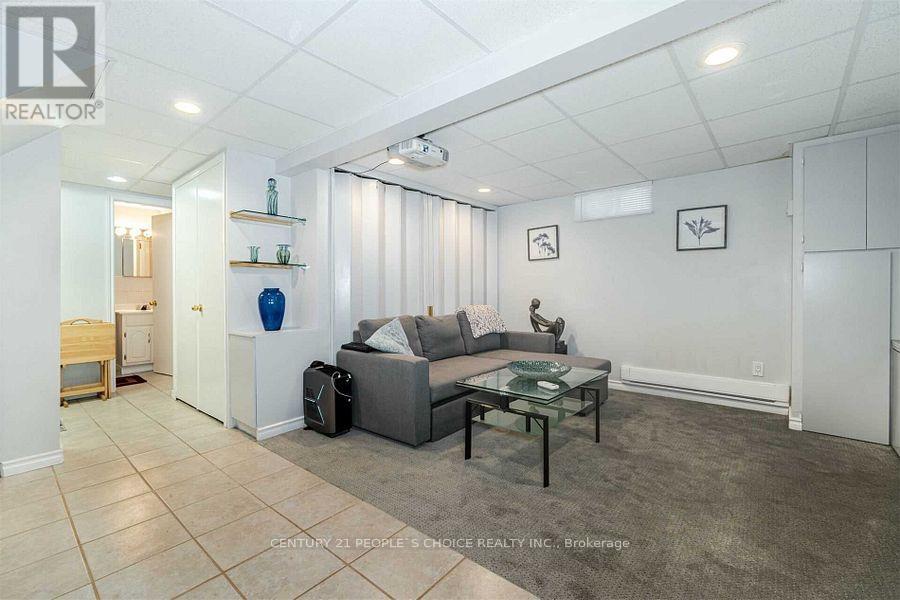 13 Jeffrey Street, Brampton, Ontario  L6S 2M9 - Photo 41 - W12136263