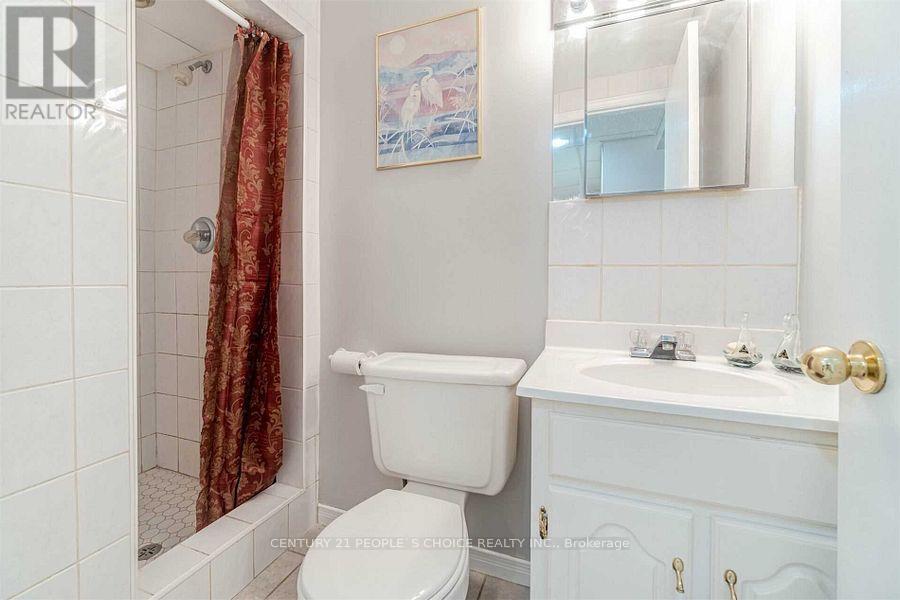 13 Jeffrey Street, Brampton, Ontario  L6S 2M9 - Photo 44 - W12136263