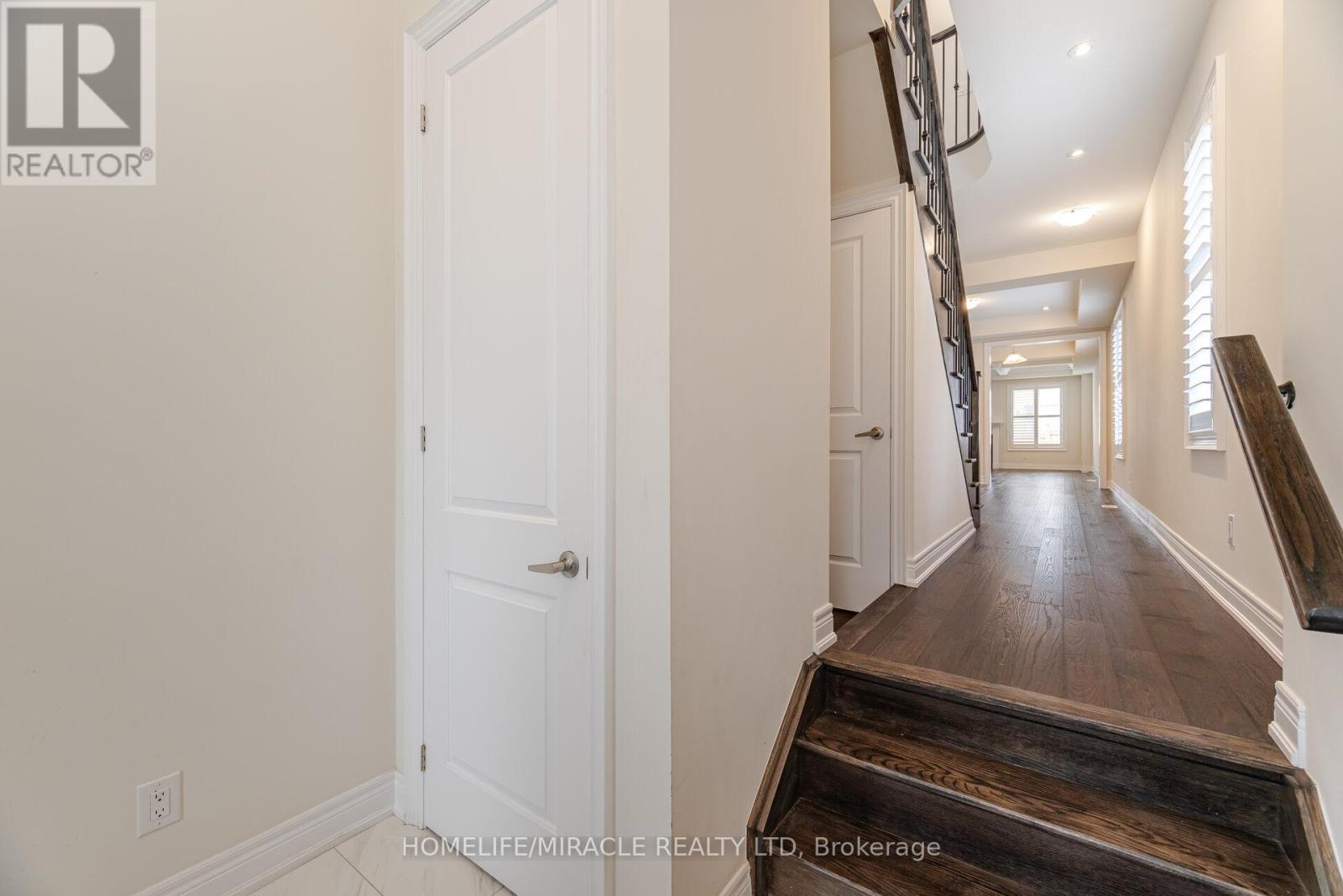 Property at 30 GILLIVARY DRIVE image 3