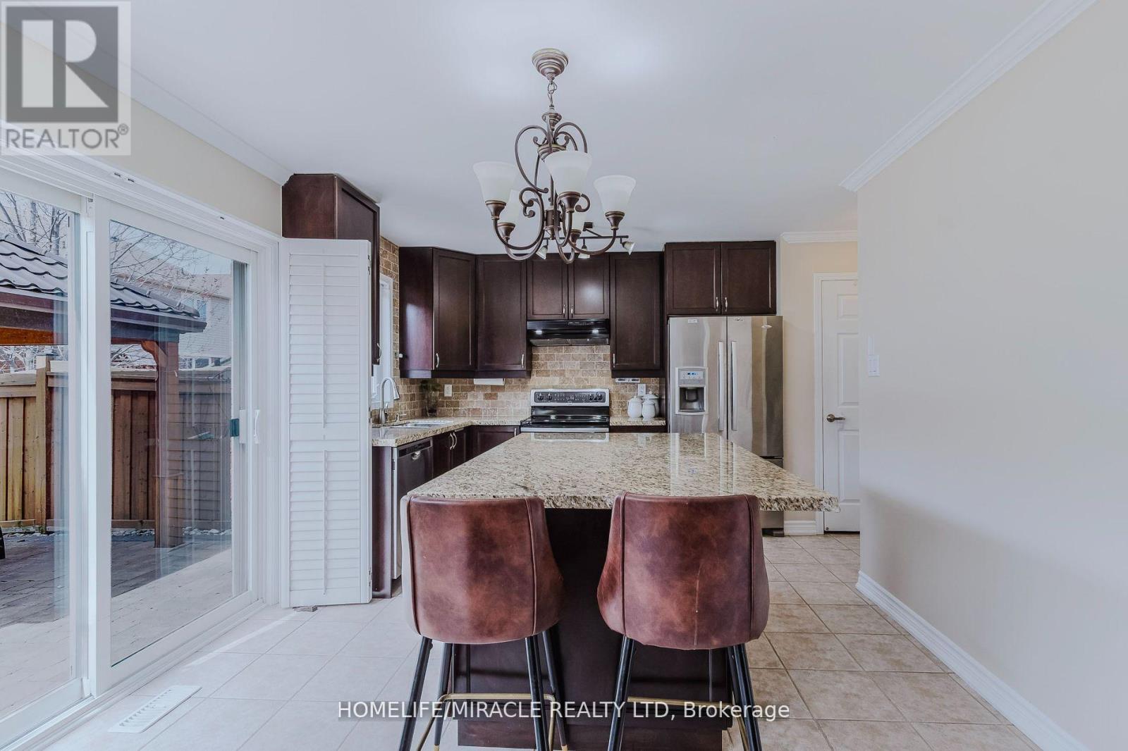 926 Whewell Trail, Milton, Ontario  L9T 8C7 - Photo 25 - W12135818