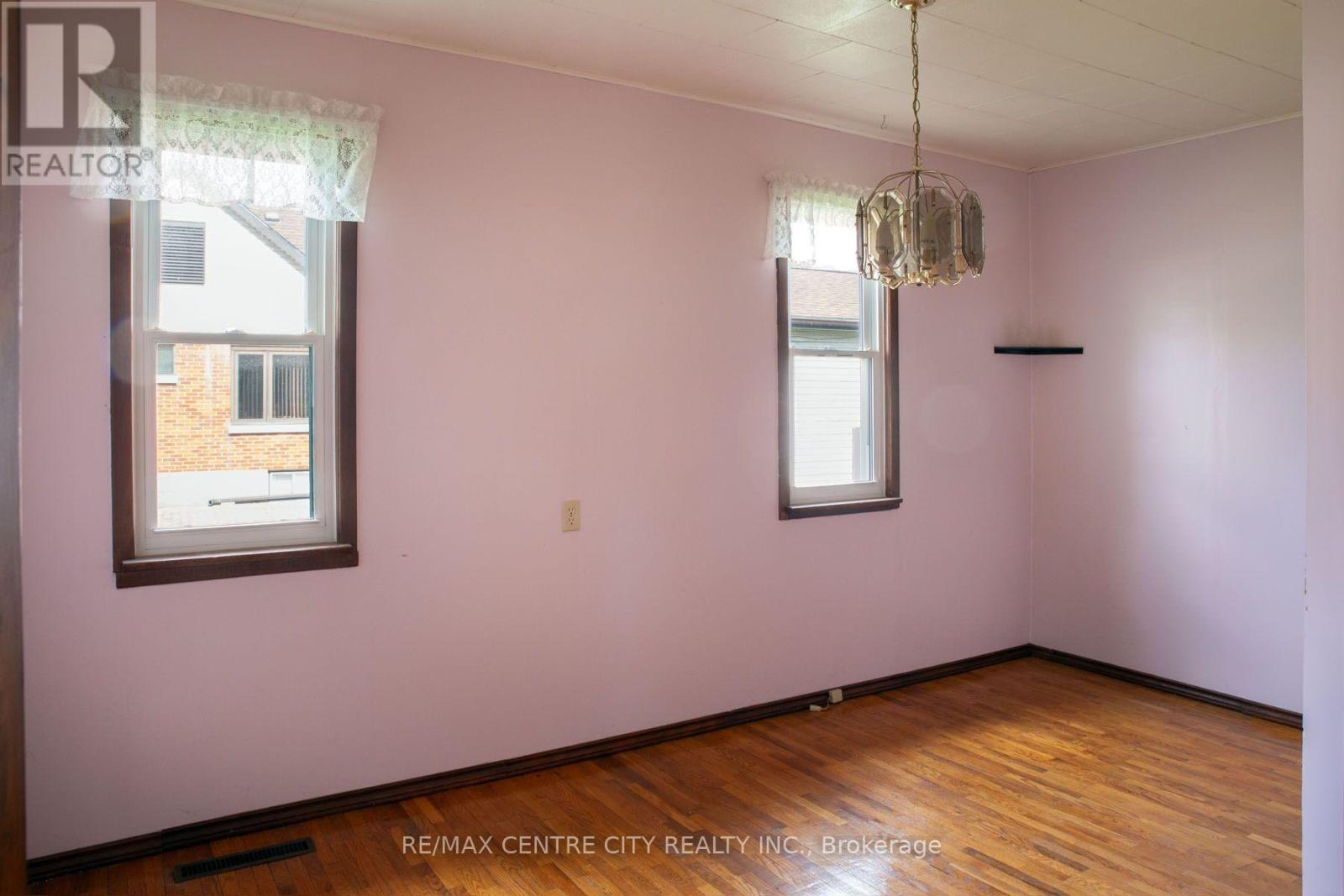 1825 Parkhurst Avenue, London East, Ontario  N5V 2C4 - Photo 17 - X12136367