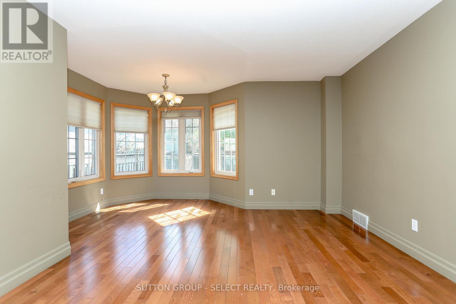 59 Farmhouse Road, London East, Ontario  N5Y 5M4 - Photo 15 - X12136380