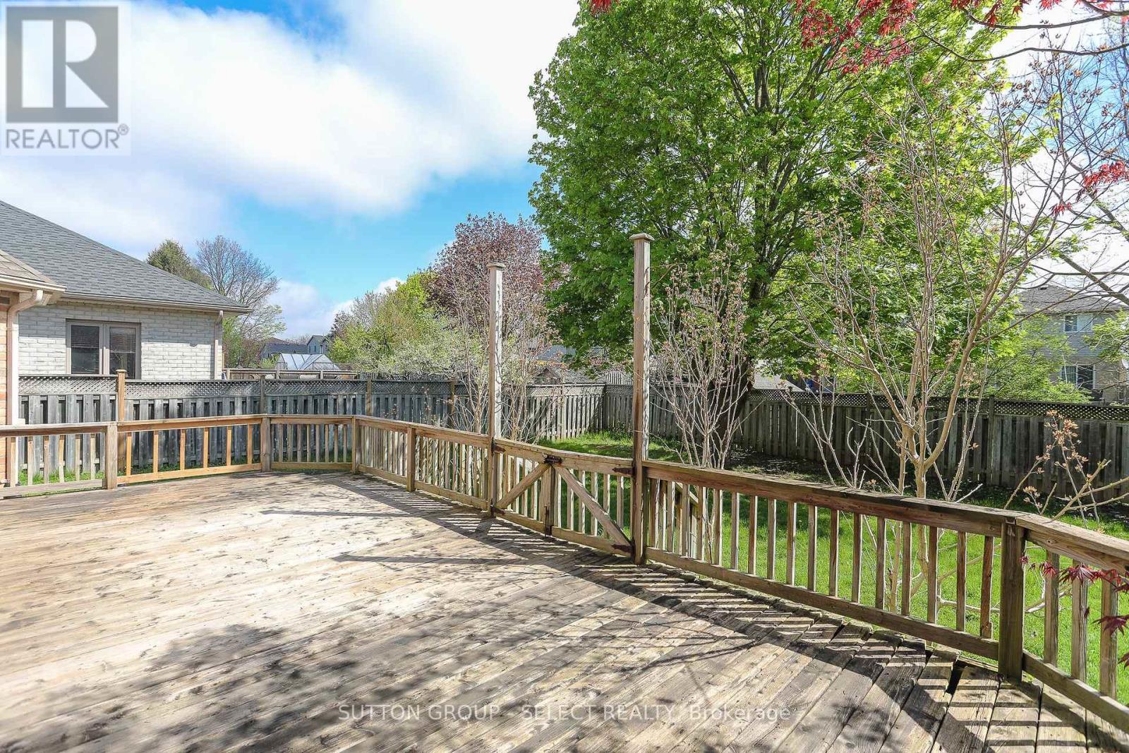 59 Farmhouse Road, London East, Ontario  N5Y 5M4 - Photo 42 - X12136380