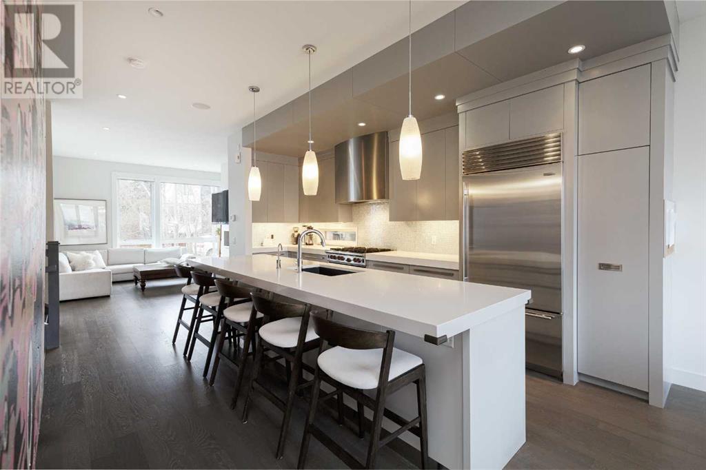 2128 27 Avenue Sw, Calgary, Alberta  T2T 1H7 - Photo 9 - A2214573