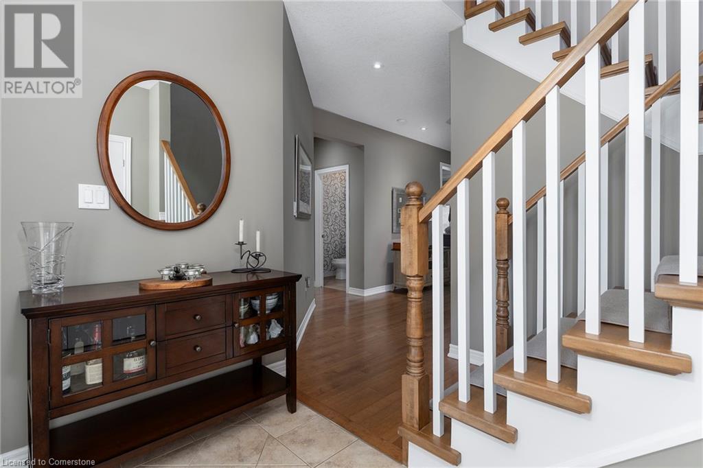 537 Valridge Drive, Ancaster, Ontario  L9G 0A9 - Photo 5 - 40726662