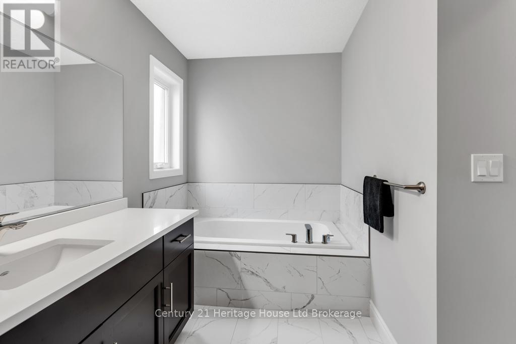 55 William Street, Tillsonburg, Ontario  N4G 5R9 - Photo 16 - X12136370