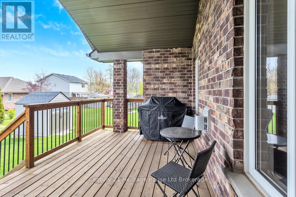 55 William Street, Tillsonburg, Ontario N4G 5R9 - Photo 30 - X12136370