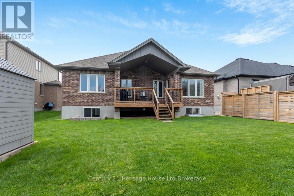 55 William Street, Tillsonburg, Ontario  N4G 5R9 - Photo 34 - X12136370