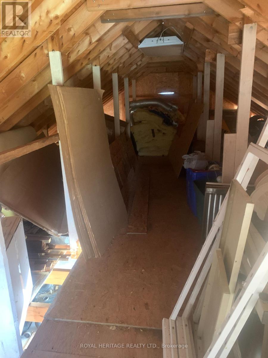 10 Coronation Drive, Kawartha Lakes, Ontario  K0M 1A0 - Photo 6 - X12136327